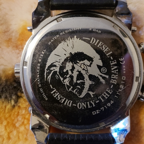 Diesel DZ7125 Oversized Big Daddy - Picture 4 of 8